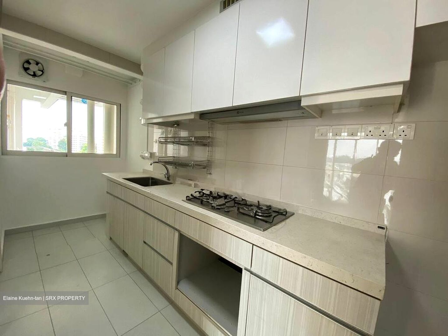 1 Canberra (D27), Condominium #518181191